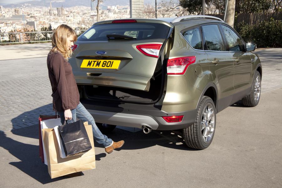  Ford Kuga 2013 года  (фото 12 из 36)